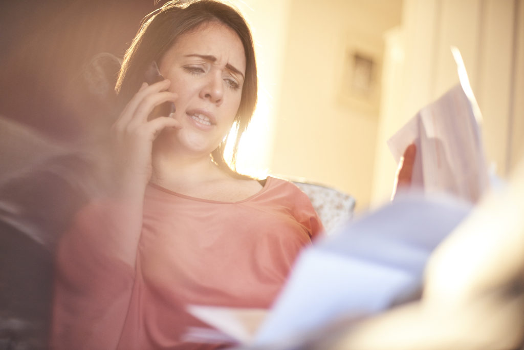 "How to dispute a charge on American Express Bluebird Card"